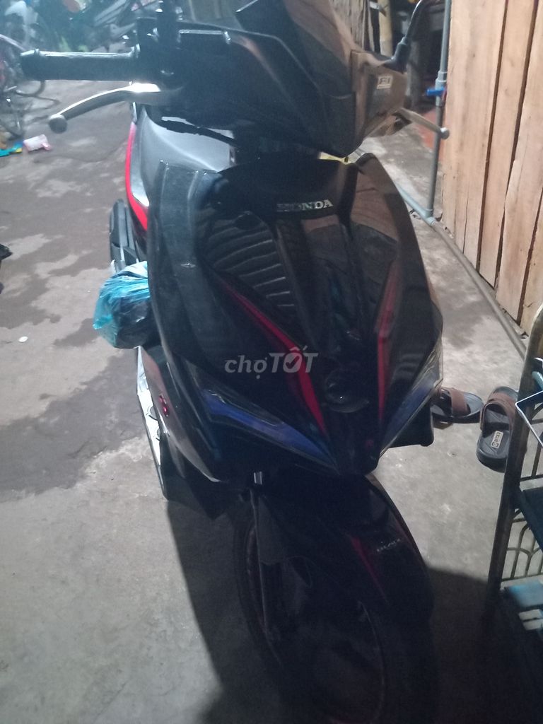 Xe zin máy zin.võ zin.màu đen nhám mới 95%. Mua bán Xe máy tại Huyện Kế Sách Sóc Trăng được đăng bởi Cai Nguyen hình 2