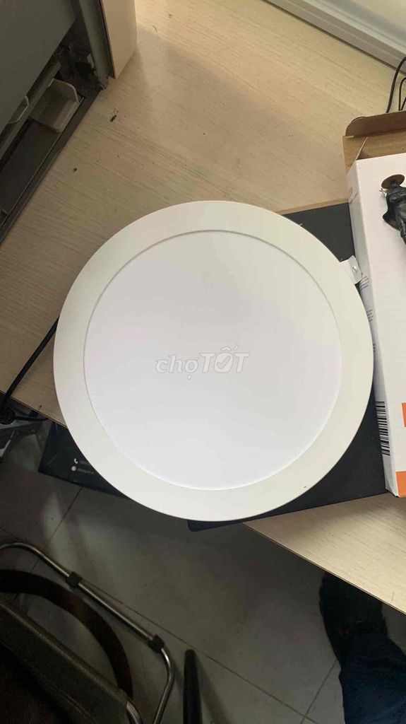 đèn ốp trần tròn giá rẻ. Mua bán Đèn tại Quận 6 Tp Hồ Chí Minh được đăng bởi Tiệm điện nước kim khí Him Lam hình 1