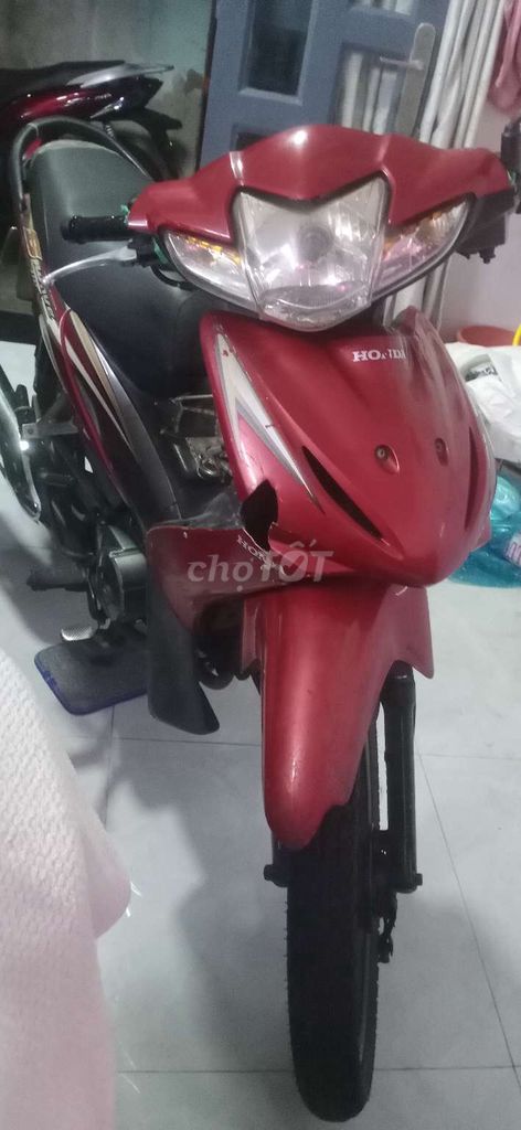 Xe máy êm zin chính chủ. Mua bán Xe máy tại Huyện Bình Chánh Tp Hồ Chí Minh được đăng bởi Nguyễn  lợi  hình 4