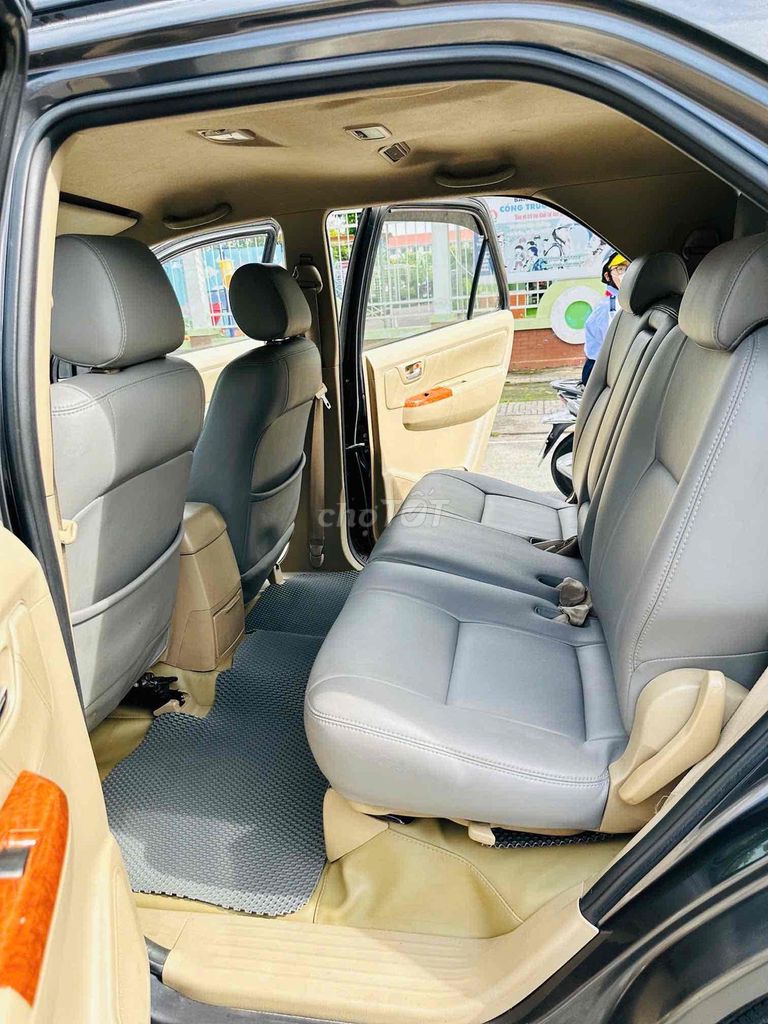 Toyota Fortuner 2011 2.7V - AT.. Mua bán Ô tô tại Quận 1 Tp Hồ Chí Minh được đăng bởi AUTO 380 hình 8