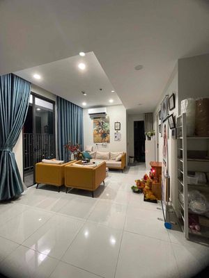 CHO THUÊ CHUNG CƯ THE EMERALD GOLW VIEW 2PN 2WC FULL NỘI THẤT. Cho thuê căn hộ/chung cư tại Thành phố Thuận An Bình Dương được đăng bởi Hương Kim Phan