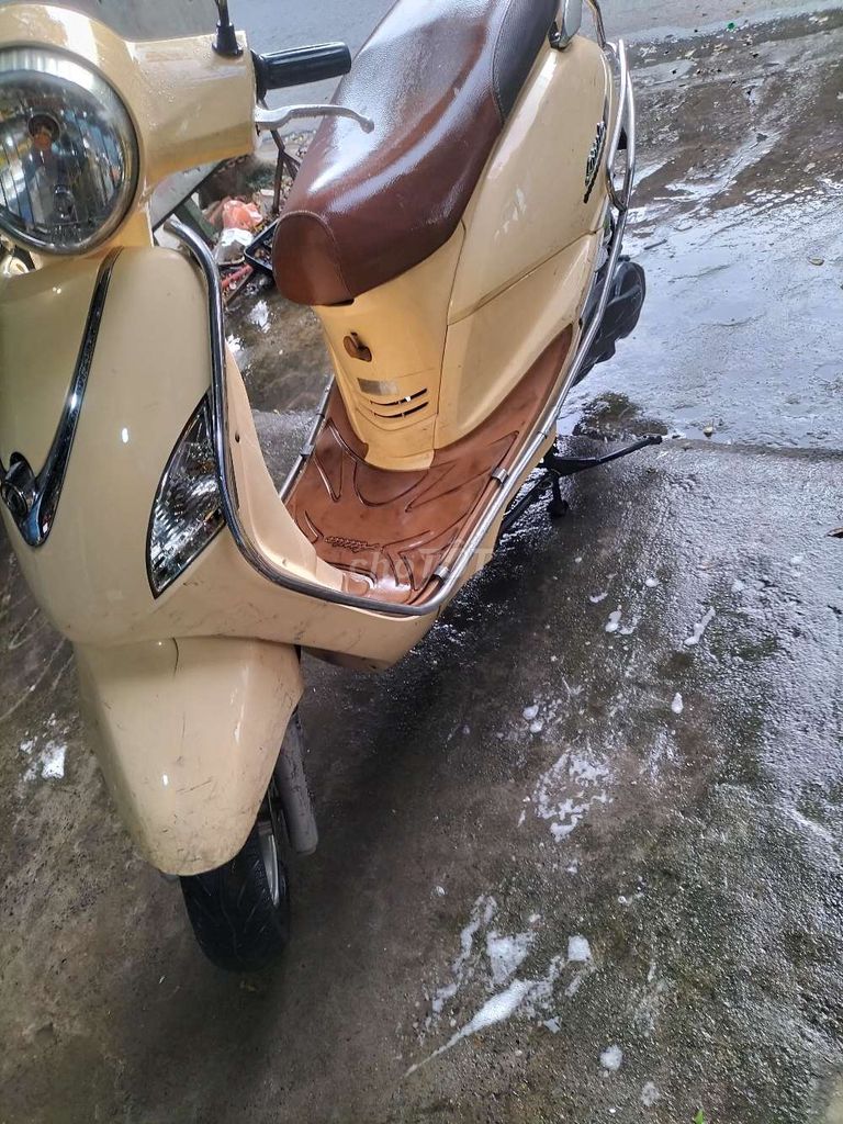 Xe Attila phung xăng điện tử máy êm giấy tờ đầy đủ. Mua bán Xe máy tại Quận Bình Tân Tp Hồ Chí Minh được đăng bởi Ngọc  hình 2