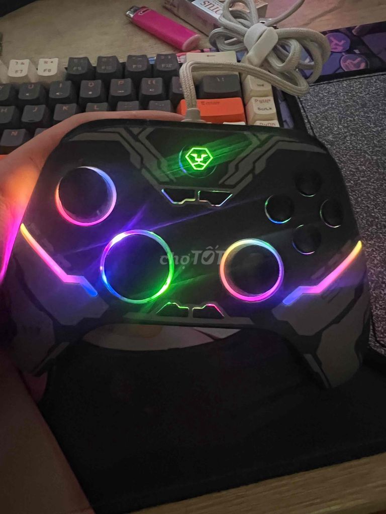 Tay cầm chơi game Aolion Đen. Mua bán Thiết bị chơi game tại Quận Thanh Xuân Hà Nội được đăng bởi Ton Ton hình 1