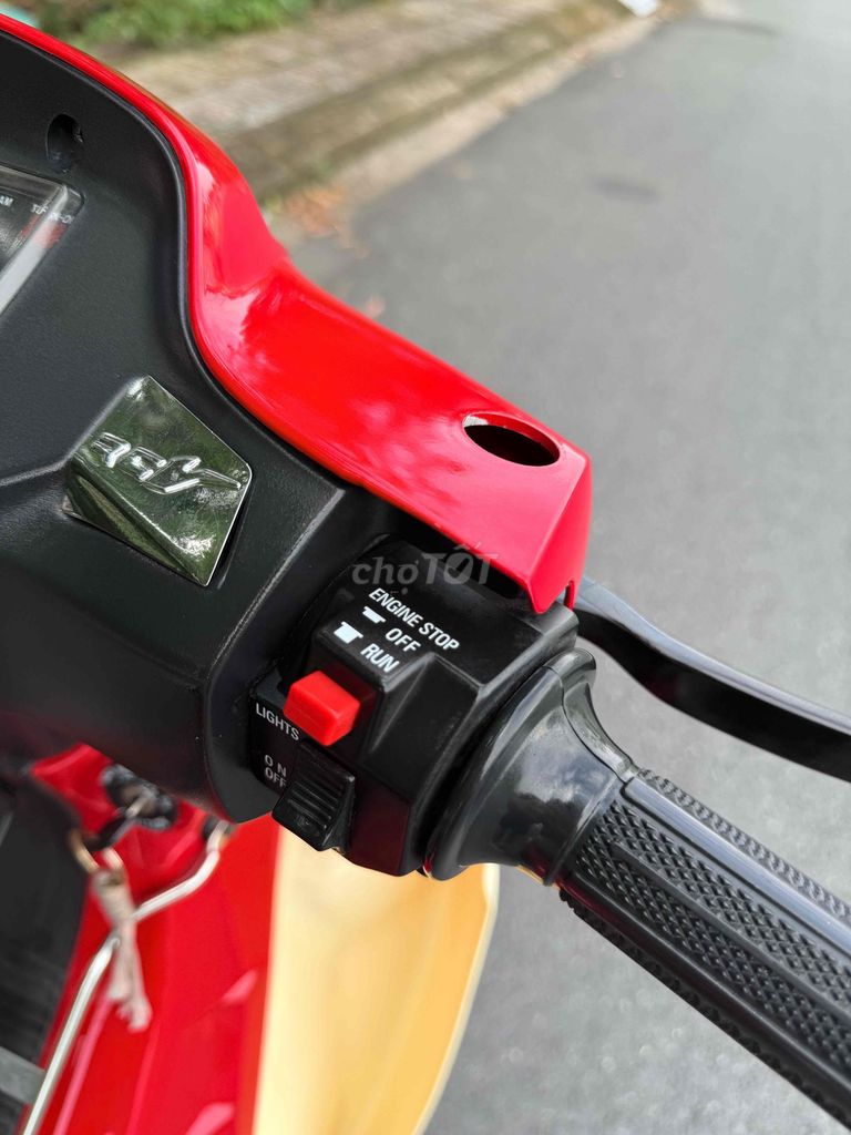 suzuki sport 120 1998 27 đầu 6 số hqcn chính chủ. Mua bán Xe máy tại Huyện Củ Chi Tp Hồ Chí Minh được đăng bởi HuỳnhLâm Bổn hình 5