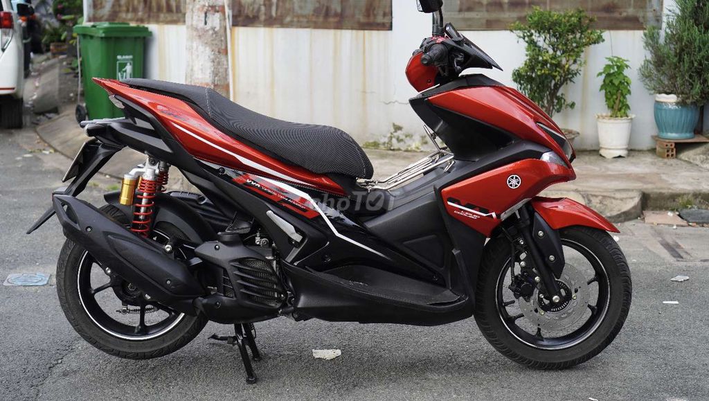 Yamaha NVX 155 ABS Smartkey Đỏ Candy - Biển SG. Mua bán Xe máy tại Quận Tân Phú Tp Hồ Chí Minh được đăng bởi Đỗ Hoàng hình 3