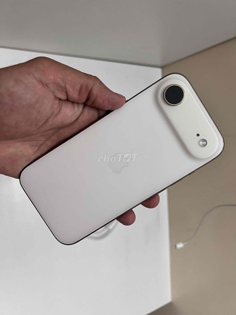 Apple iPhone Air 256GB Vàng VN/A. Mua bán Điện thoại tại Quận 6 Tp Hồ Chí Minh được đăng bởi Đinh Trọng Hòa hình 1