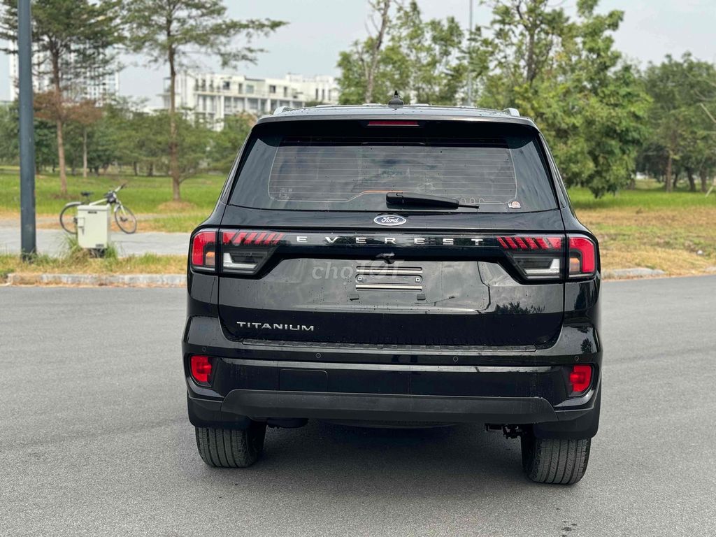 Ford Everest 2023 - 19000 km