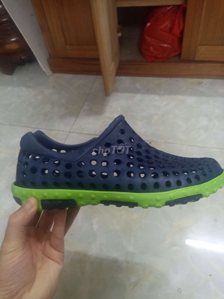 Size 43 đi chuẩn mới 100%