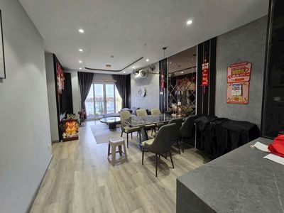 Chung cư Lotus Garden 3 phòng ngủ có sổ hồng sẵn cần bán gấp, 75m2
