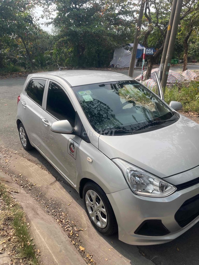 Hyundai Grand i10 2016 1.0 MT - 20 km