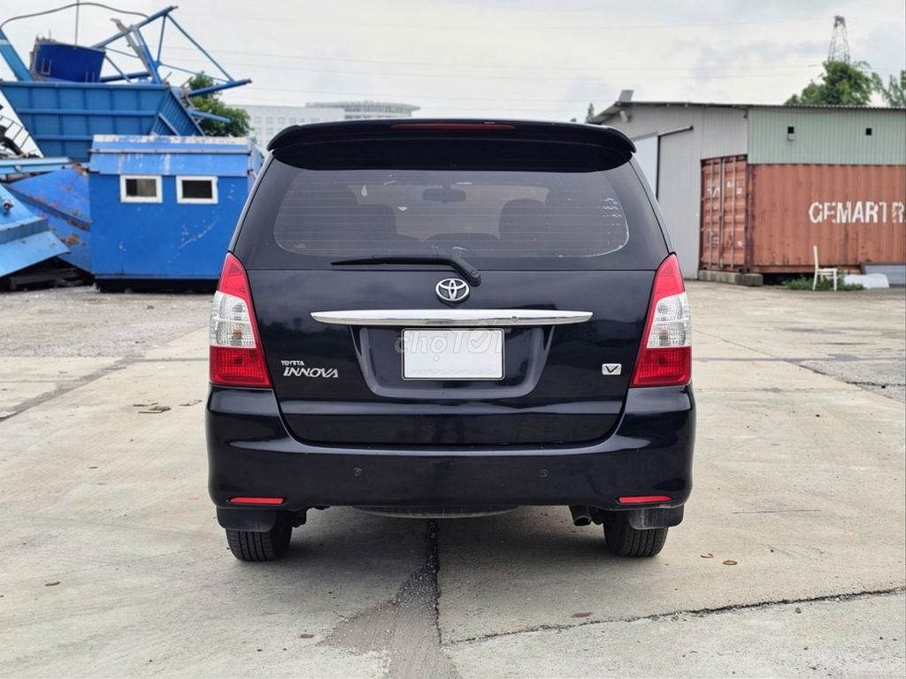 Toyota Innova V 2011 - 189 Triệu