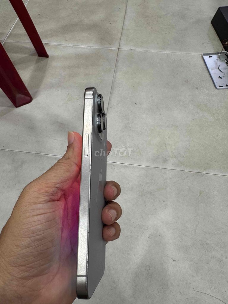iPhone 15 Pro Max 256GB Bạc. Mua bán Điện thoại tại Thị xã Bình Minh Vĩnh Long được đăng bởi Minh mobile hình 1
