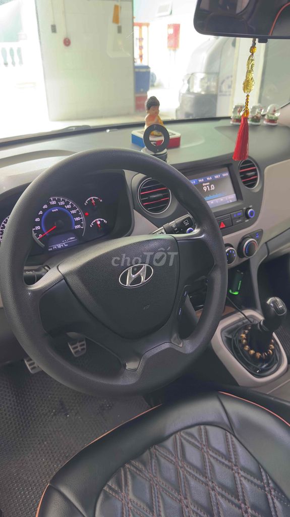 Hyundai Grand i10 2016 1.0 Base - 145000 km. Mua bán Ô tô tại Thành phố Thủ Đức Tp Hồ Chí Minh được đăng bởi Man Nguyen hình 4