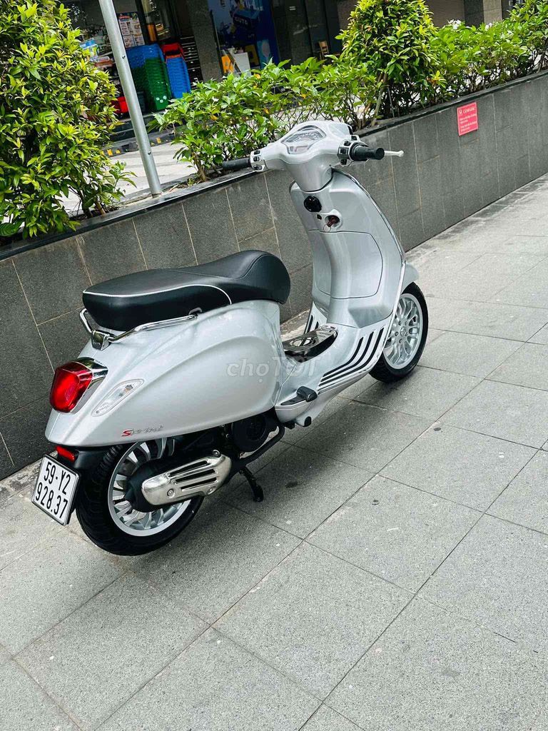 Piaggio Vespa Sprint 2016 Серебристый