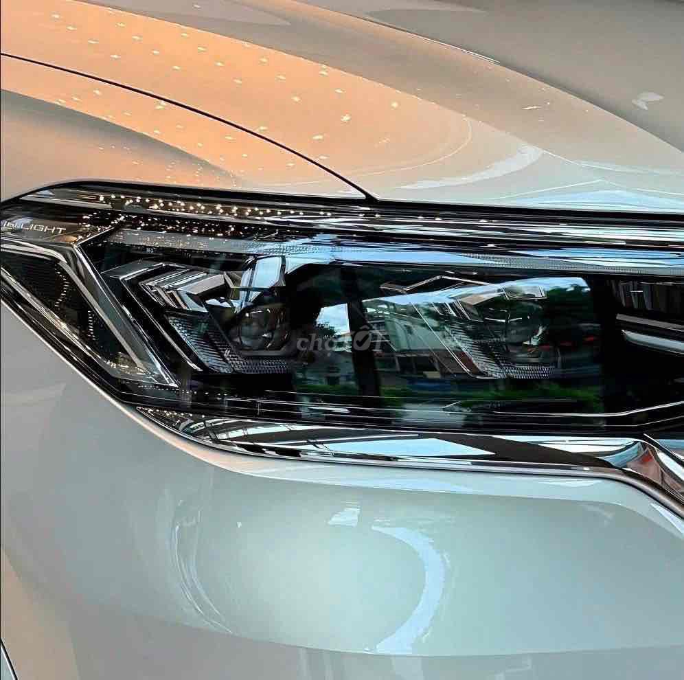 Volkswagen Viloran 2025 Đủ Màu Giá Tốt. Mua bán Ô tô tại Huyện Bù Đăng Bình Phước được đăng bởi Hưng Messi Bán Xe Đức hình 7