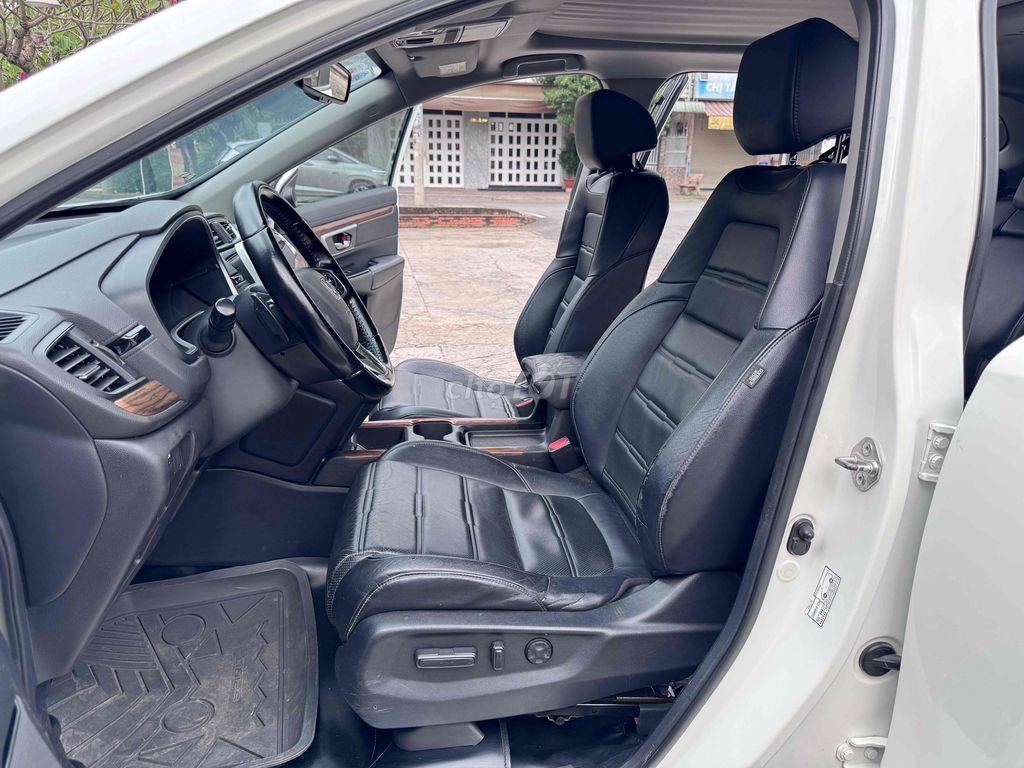Bán Honda CR V 2018 L cao cấp hỗ trợ bank. Mua bán Ô tô tại Quận 3 Tp Hồ Chí Minh được đăng bởi Hoàng Gia Auto hình 10