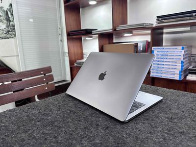 Macbook Pro 13 2018 ( Bản 4 cổng Thunderbolt ). Mua bán Laptop tại Thành phố Long Xuyên An Giang được đăng bởi LAPTOP DK