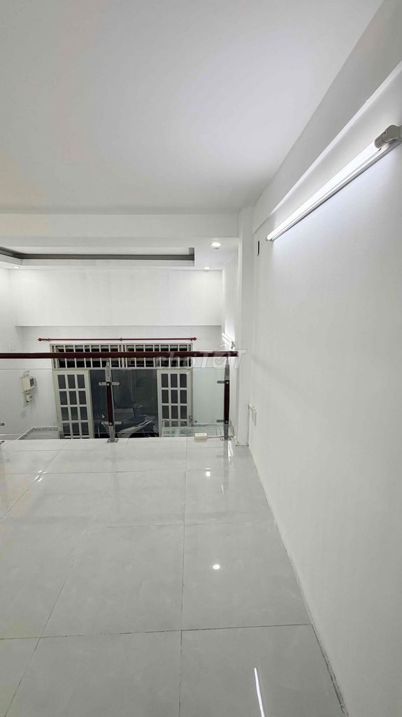 Продажа от собственника, дом в переулке 109/21, phường 16, район Говап