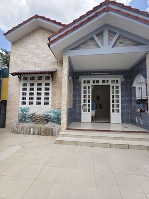 Аренда · 2 комн. · 168 м² · Thành phố Thủ Đức, ул. Đường Phước Thiện