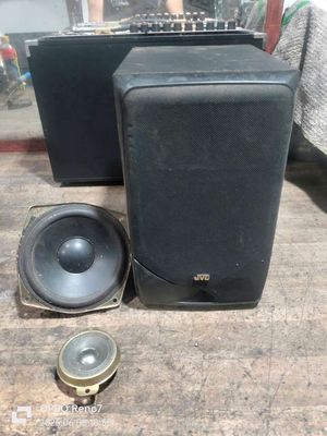 Cặp loa Nhật JVC 1bass14 1treble như hình. Mua bán Tivi, Âm thanh tại Quận Tân Phú Tp Hồ Chí Minh được đăng bởi Quàng Oanh