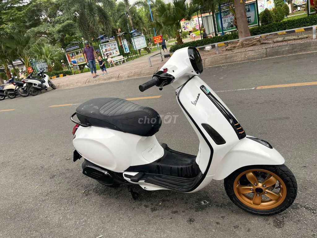 Piaggio vespa Primavera 3v 2016 mới 90% bstp chính