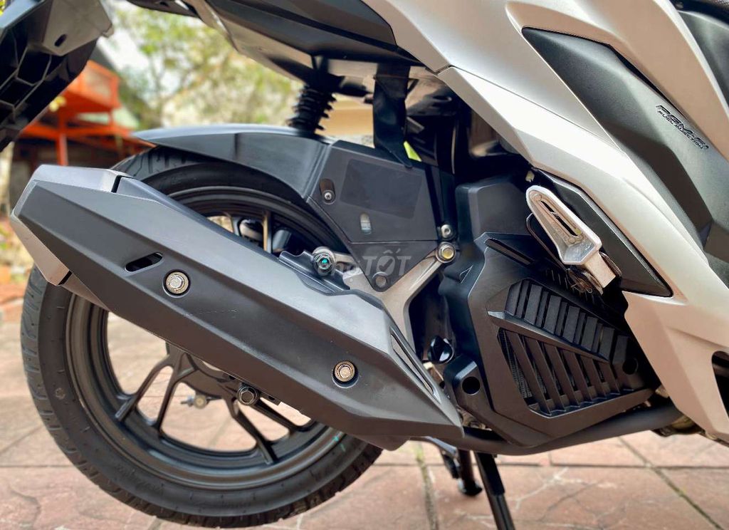 VARIO 150i 2018 nhập indo màu Bạc Nhám Máy Zin. Mua bán Xe máy tại Quận Ninh Kiều Cần Thơ được đăng bởi Xe Máy TÂN LIÊN HƯNG 1 91B hình 12