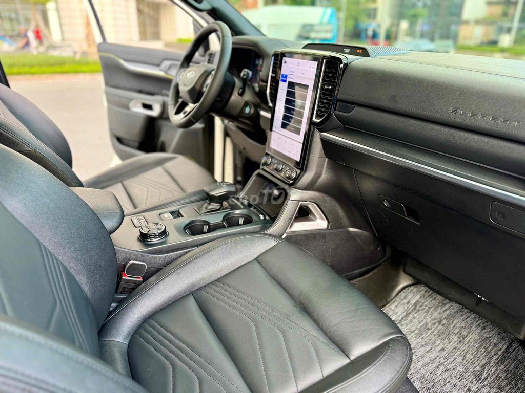 Ford Everest 2022 Titanium Plus 2.0L 4x4 AT. Mua bán Ô tô tại Quận Cầu Giấy Hà Nội được đăng bởi Quang Huy hình 13
