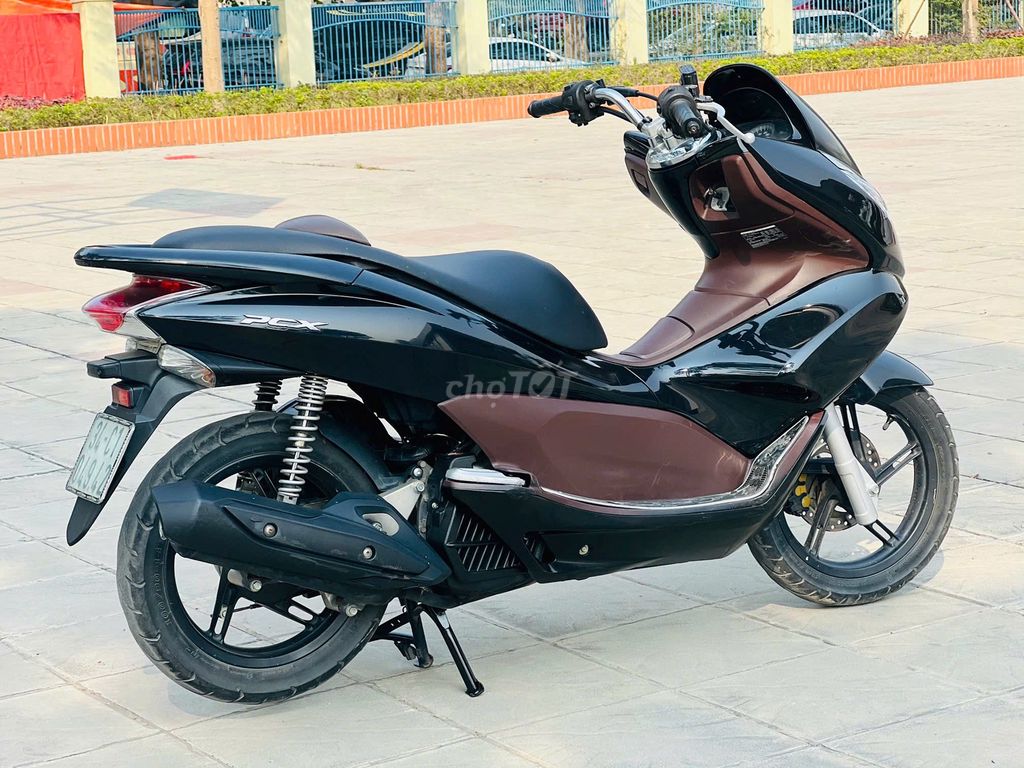 HONDA PCX CHÍNH CHỦ ĐI GIỮ GÌN NGUYÊN ZIN 2017. Mua bán Xe máy tại Quận Nam Từ Liêm Hà Nội được đăng bởi Tuấn Linh hình 4