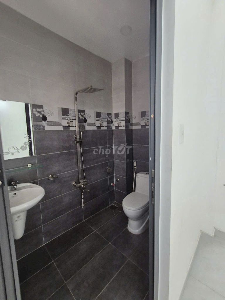 Chính chủ 269/2 Thống Nhất, 4x8m, 2 tầng, 2,6 tỷ tl, miễn trung gian. Mua bán Nhà ở tại Quận Tân Phú Tp Hồ Chí Minh được đăng bởi Của hình 4