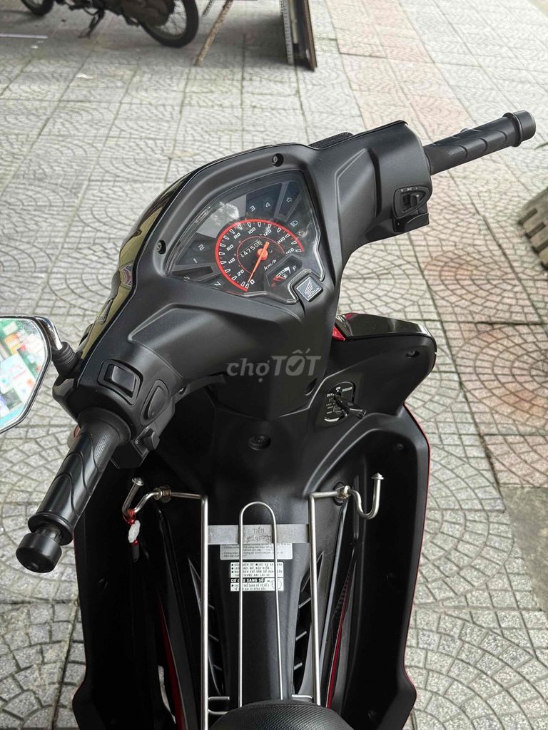 bán xe wave fi 2017 biển 43 nguyên rin mới 90%. Mua bán Xe máy tại Quận Liên Chiểu Đà Nẵng được đăng bởi Minh Chi hình 4