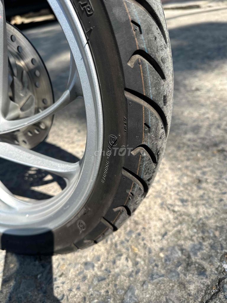 Vision 2022 chính chủ lăn tay Máy zin nilong cả xe. Mua bán Xe máy tại Quận Lê Chân Hải Phòng được đăng bởi Nguyễn Thế Hiếu hình 6