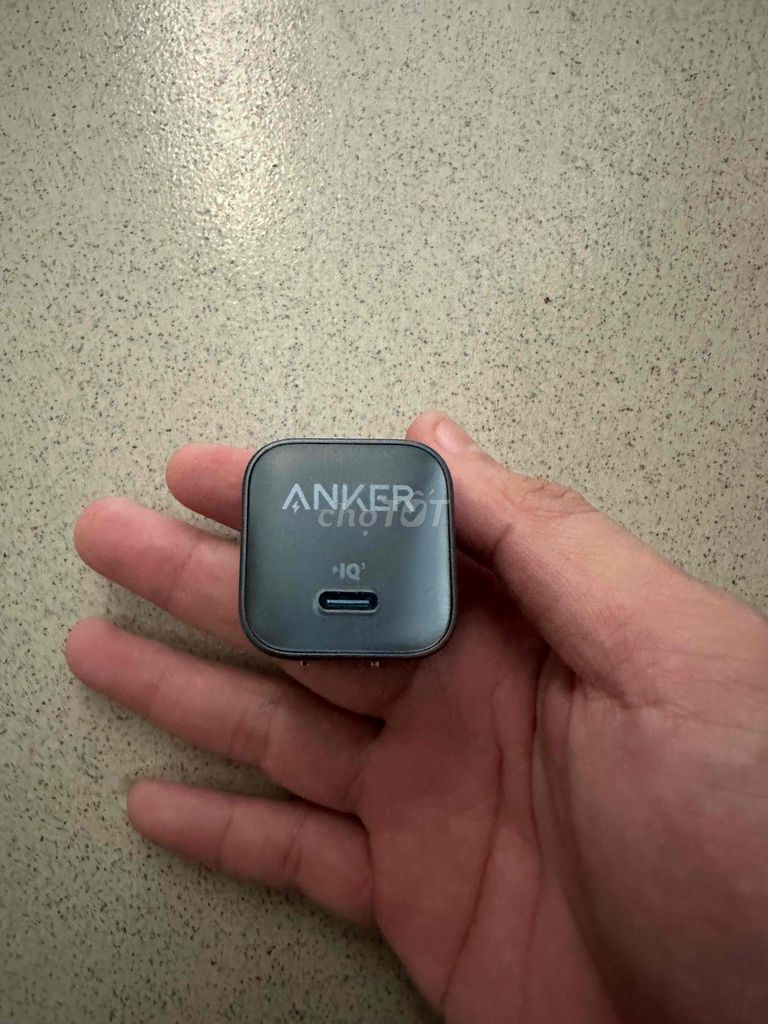 Sạc điện thoại Anker A2682 Đen. Mua bán Phụ kiện (Màn hình, Chuột...) tại Thành phố Trà Vinh Trà Vinh được đăng bởi anh kiệt hình 1