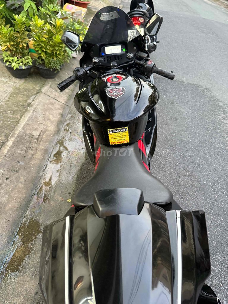Suzuki Gsx150r date 2018. Mua bán Xe máy tại Quận 12 Tp Hồ Chí Minh được đăng bởi THÁI THUẬN MOTOR hình 2