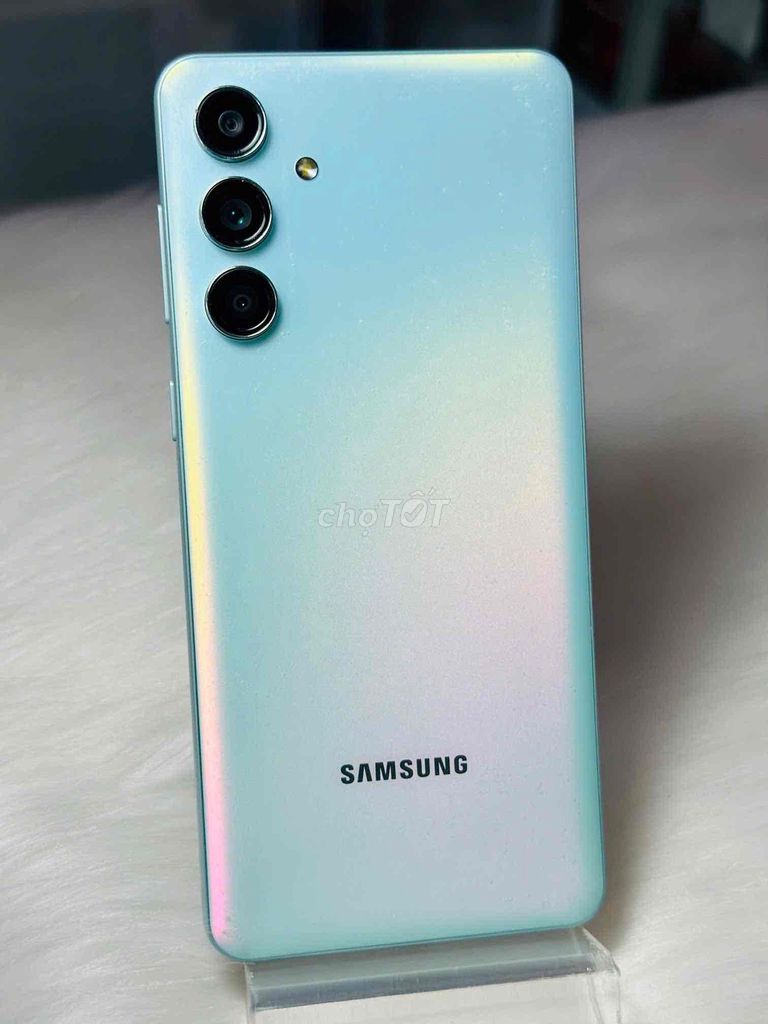 Samsung M55 5G 8/256GB - Snap 7 Gen 1 - Pin 5000. Mua bán Điện thoại tại Quận Ninh Kiều Cần Thơ được đăng bởi NP Store hình 1