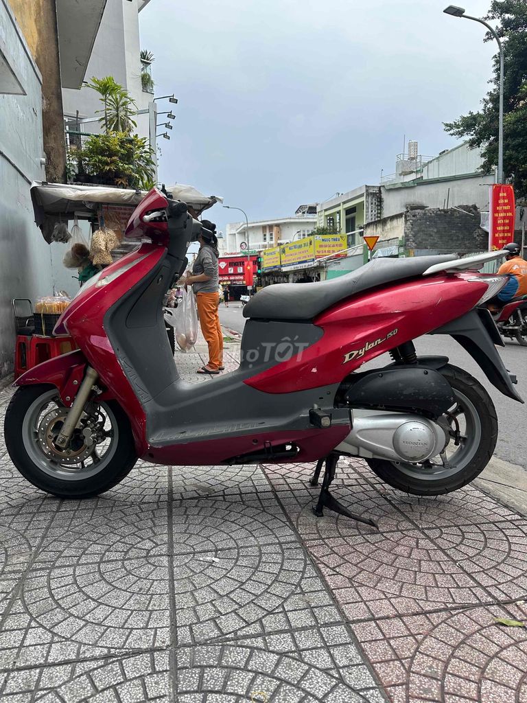 dylan 2005 bs29 giấy tờ đầy đủ. Mua bán Xe máy tại Quận Bình Thạnh Tp Hồ Chí Minh được đăng bởi Nguyen hiep hình 2