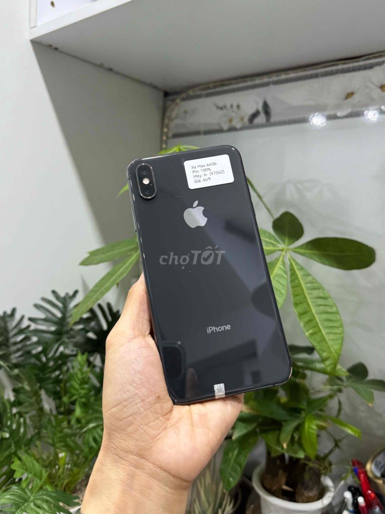 iPhone XSM 64GB Đen Quốc tế P100 Zin Đẹp 99. Mua bán Điện thoại tại Huyện Hóc Môn Tp Hồ Chí Minh được đăng bởi Nguyễn Thu hình 1