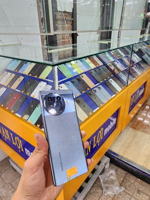 Tecno Spark 20 Pro Plus Màn Cong (8GB/256GB). Mua bán Điện thoại tại Thành phố Bến Tre Bến Tre được đăng bởi VanLoi Mobile