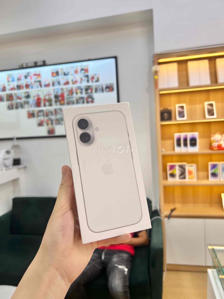 🔥Iphone 17 256GB Trắng New Seal Giá Tốt🔥. Mua bán Điện thoại tại Quận Hải An Hải Phòng được đăng bởi Nguyễn Hương Giang hình 1