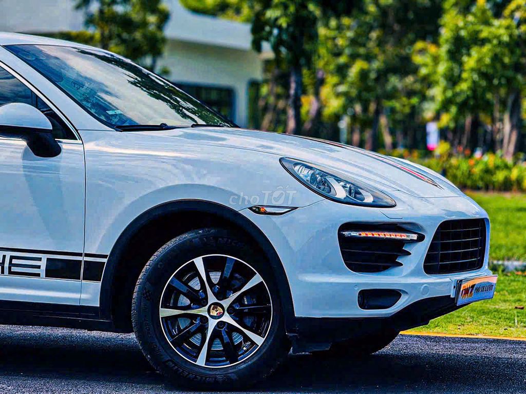 Siêu phẩm Porsche Cayenne Model 2014. Mua bán Ô tô tại Quận 7 Tp Hồ Chí Minh được đăng bởi JENNIE hình 3
