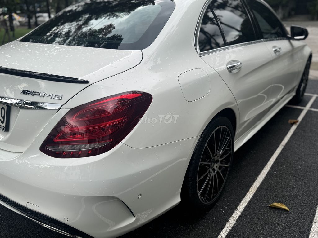Mercedes Benz C Class 2017 C300 AMG - 42000 km. Mua bán Ô tô tại Quận Gò Vấp Tp Hồ Chí Minh được đăng bởi Đông Hy hình 3