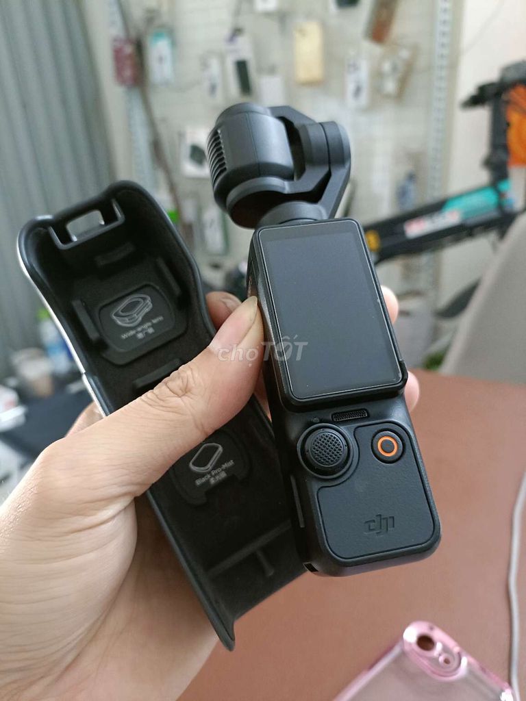 DJI Pocket 3 Đơn 99%. Mua bán Máy ảnh, Máy quay tại Quận Thanh Khê Đà Nẵng được đăng bởi TT PHONE hình 1