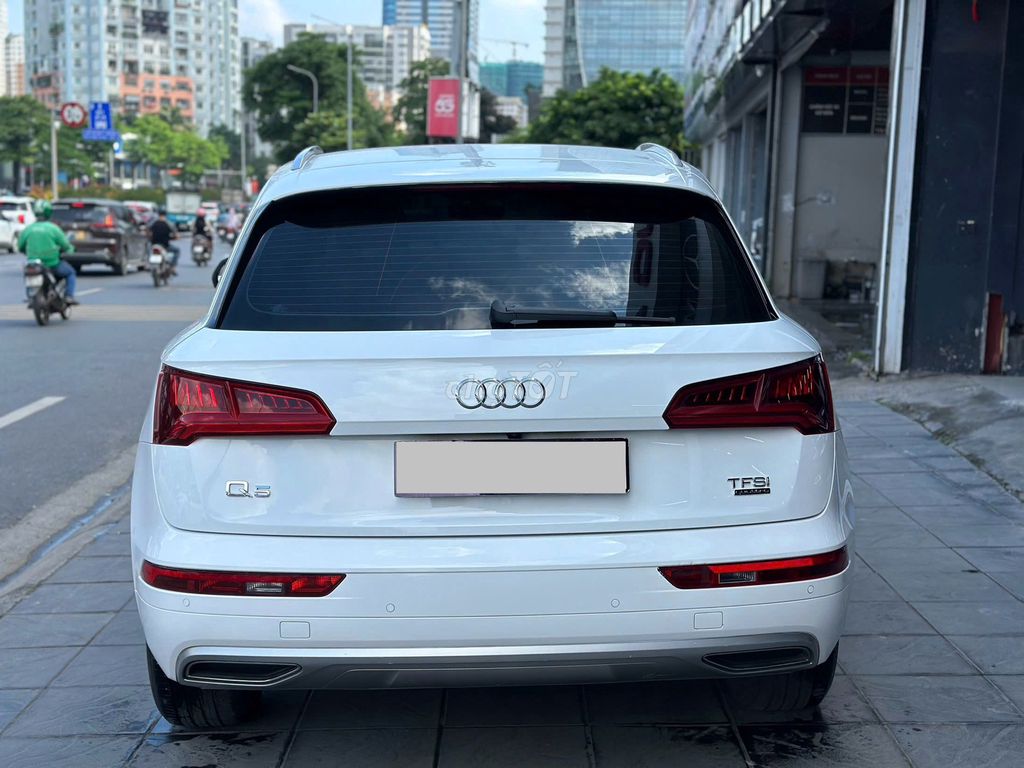 Audi Q5 2.0 TFSI Quattro 2017 model 2018. Mua bán Ô tô tại Quận Long Biên Hà Nội được đăng bởi Nguyễn Tuấn Hoàng hình 3