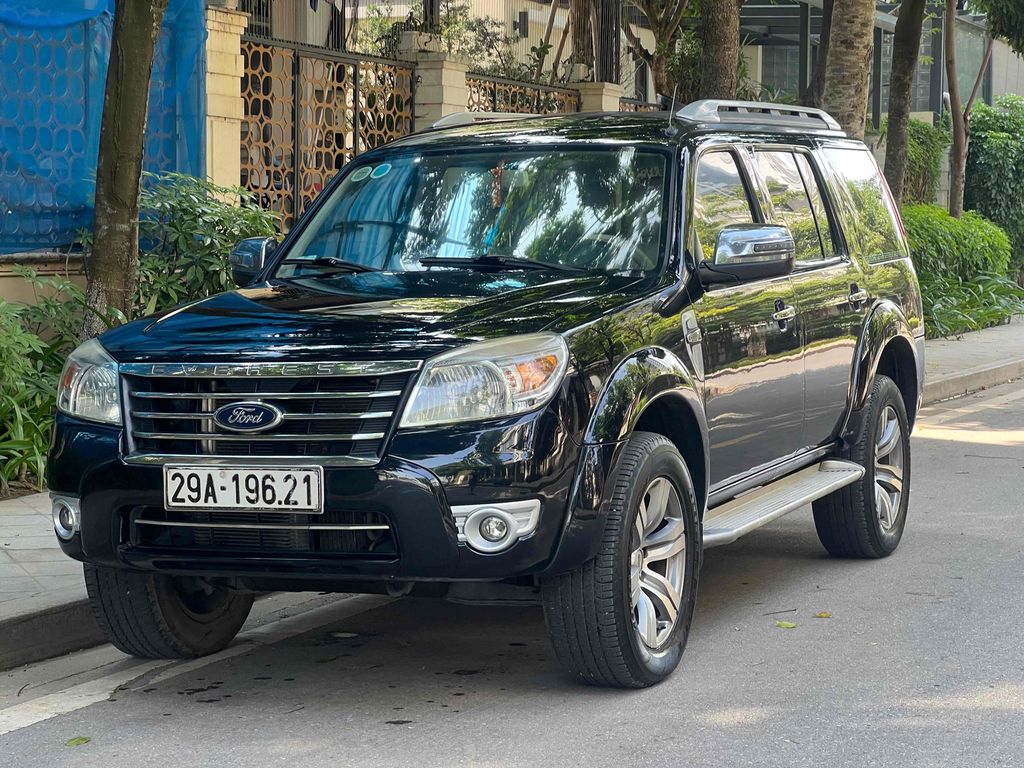 Ford Everest 2011 - 180000 km. Mua bán Ô tô tại Quận Cầu Giấy Hà Nội được đăng bởi Cửa hàng Đại Tín Auto hình 2