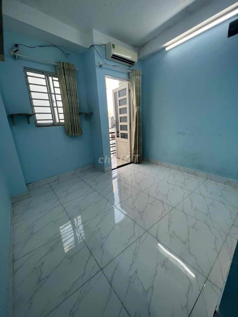 Аренда · 1 комн. · 30 м² · Quận Phú Nhuận, ул. Đường Nguyễn Công Hoan