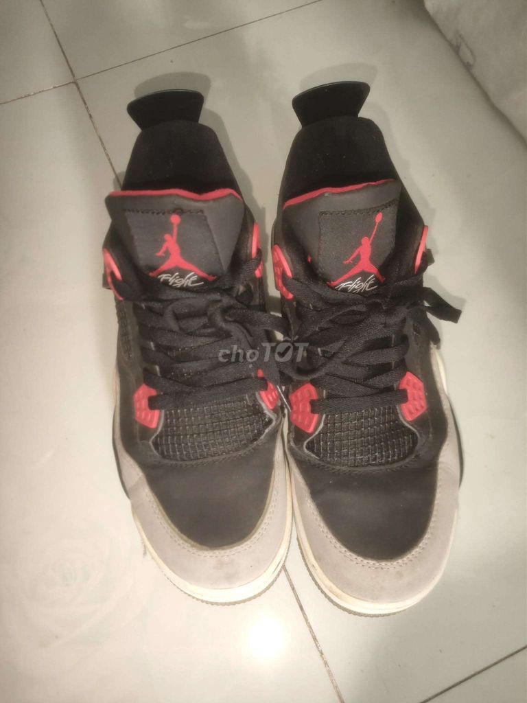 Giày cần thanh lý Jordan. Mua bán Giày dép tại Quận Tân Phú Tp Hồ Chí Minh được đăng bởi Hưngg hình 1