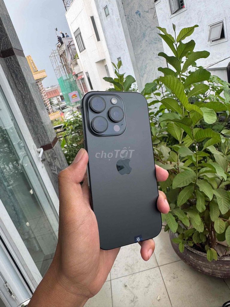 iPhone 16 Pro 256GB Đen Quốc tế. Mua bán Điện thoại tại Thành phố Biên Hòa Đồng Nai được đăng bởi nguyễn lê store hình 1