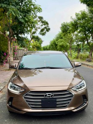 Hyundai Elantra 2017 2.0AT Nâu