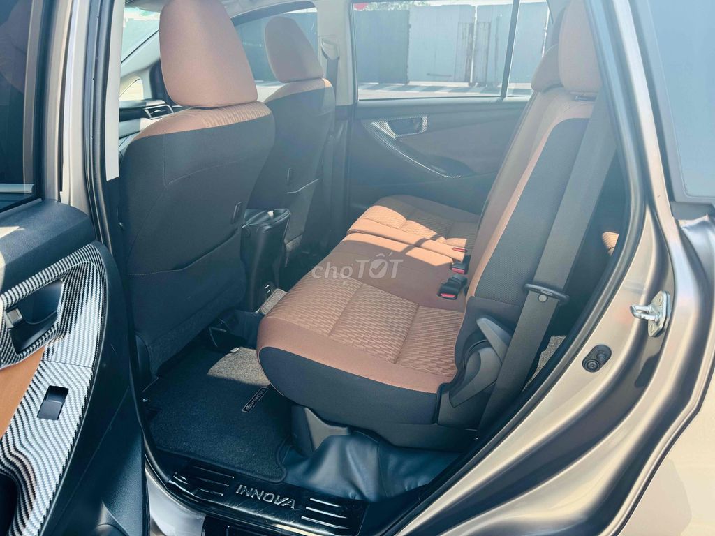 Toyota Innova 2019 2.0E MT Nâu. Mua bán Ô tô tại Huyện Sóc Sơn Hà Nội được đăng bởi AUTO VĨNH CƯỜNG hình 10