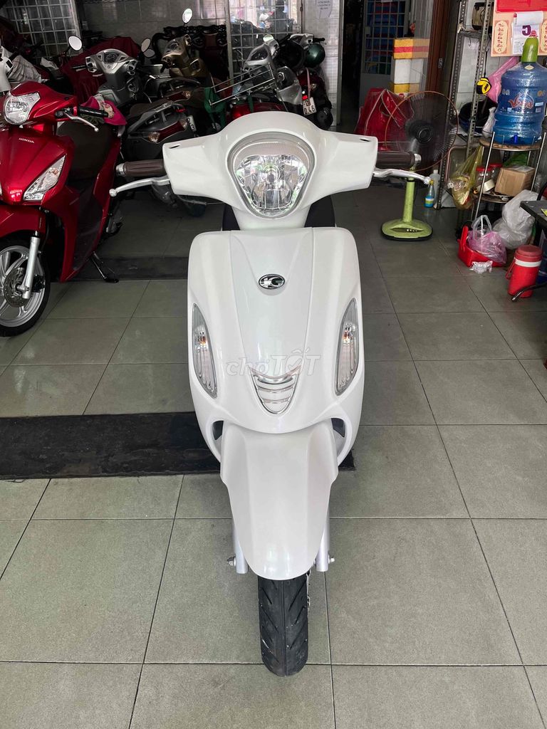 Kymco Like 50cc màu Trắng. Mua bán Xe máy tại Quận Tân Phú Tp Hồ Chí Minh được đăng bởi Cửa Hàng xe gắn máy Minh Tuấn  hình 4