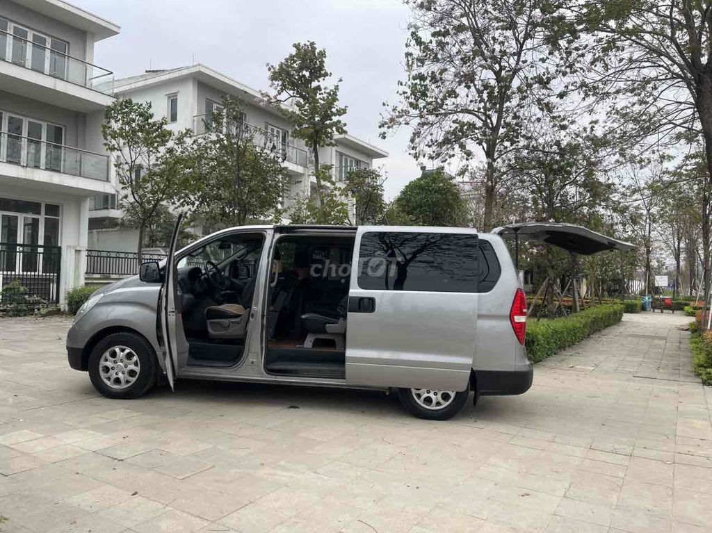Hyundai Starex 2010 - 168888 km. Mua bán Ô tô tại Quận Tây Hồ Hà Nội được đăng bởi long hình 6